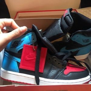 WOMENS Air Jordan 1 High OG 'UNC To Chicago.